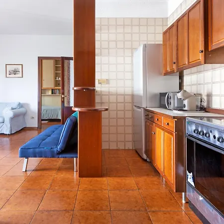 Guesthost - La Pavoncella Terrace
